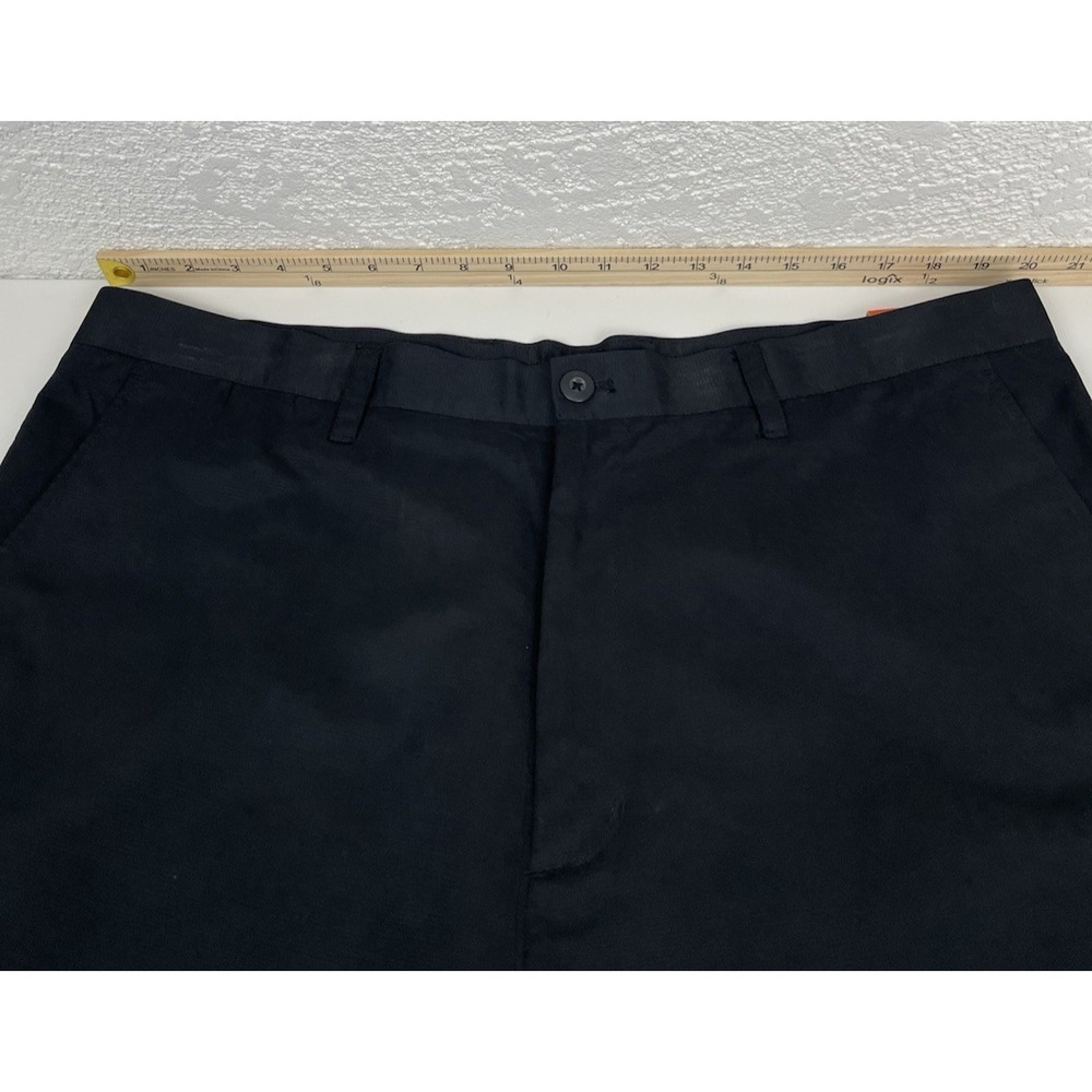 New IZOD XFG Golf Shorts Mens Classic Fit Black Flat Frnt Style5063 Size 40 NWT - Picture 4 of 16